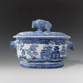 Pair of Sauce Tureen, Standard Willow Pattern
