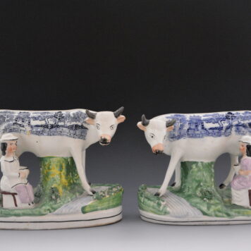 Figures, Standard Willow Pattern
