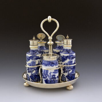 Cruet Set, Worcester Willow Pattern
