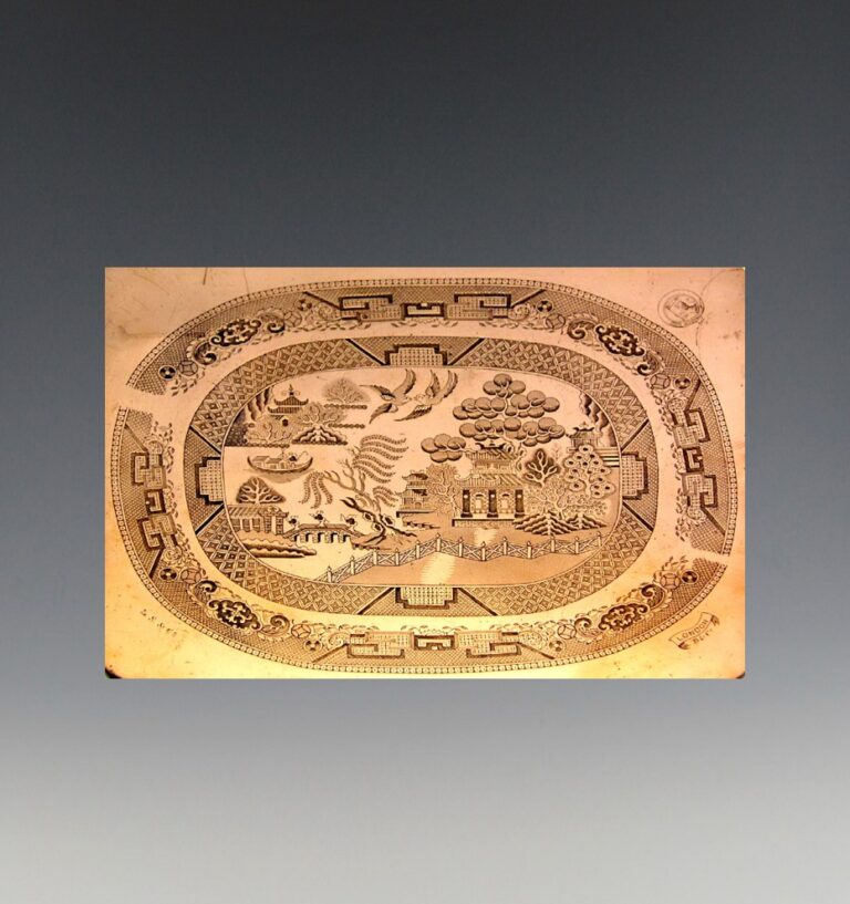 Copper Engraved Plate, Standard Willow Pattern The Zeller Collection