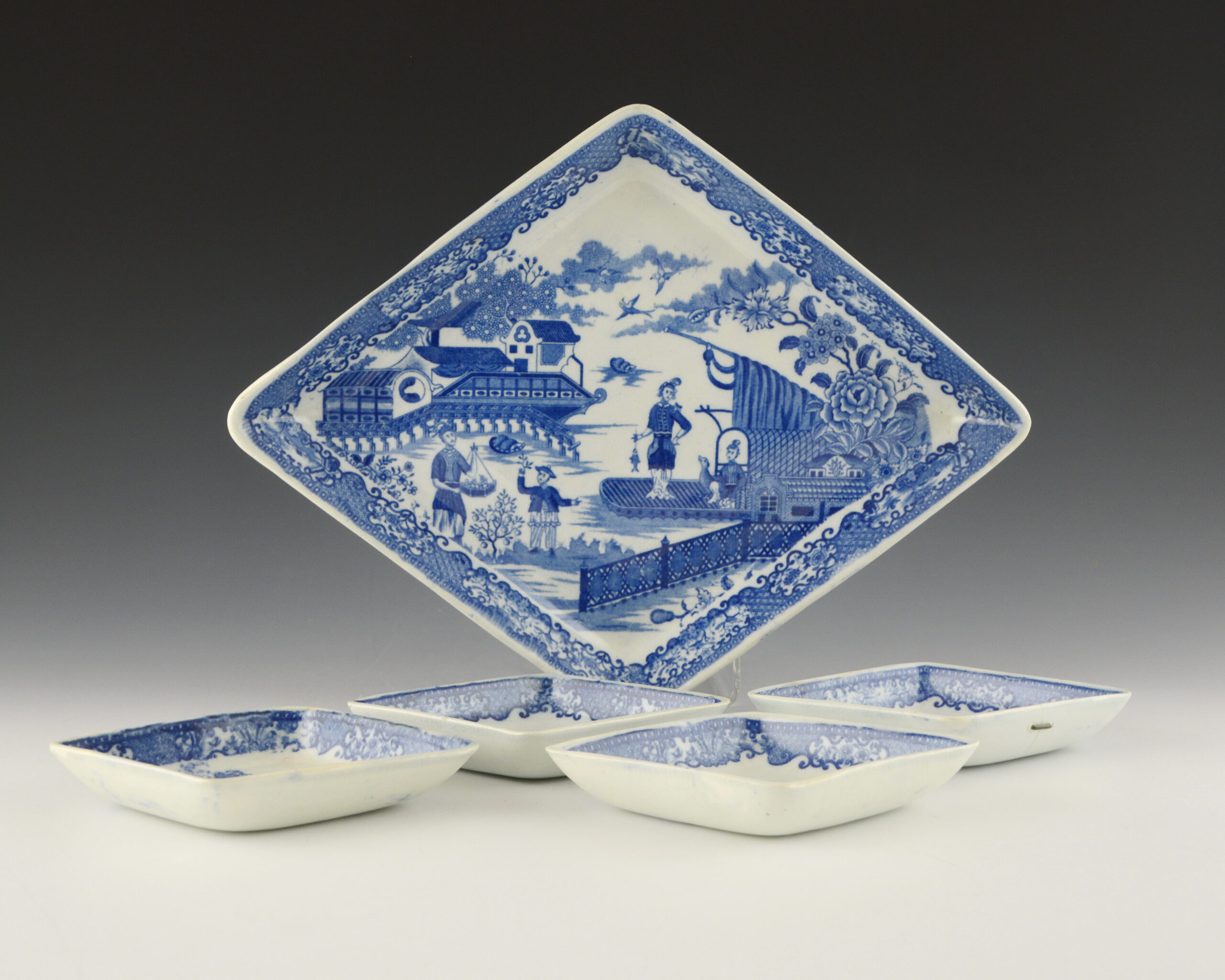 Pickle Dish, Fisherman Pattern