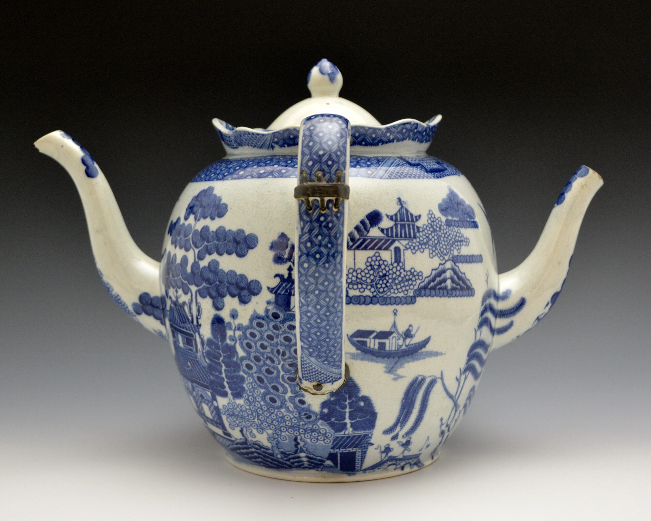 Teapot, Standard Willow Pattern The Zeller Collection