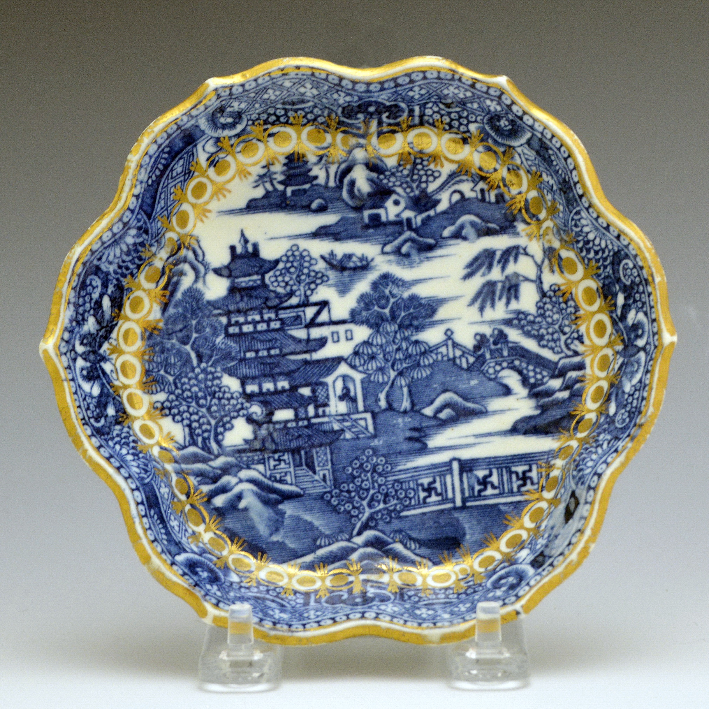 Teapot Stand, Two Temples II, Variation Broseley