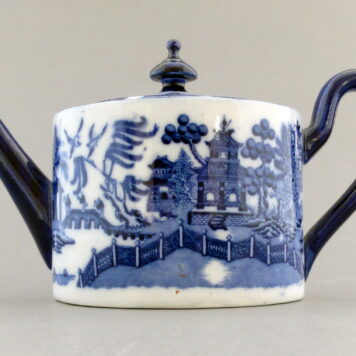 Teapot, Standard Willow