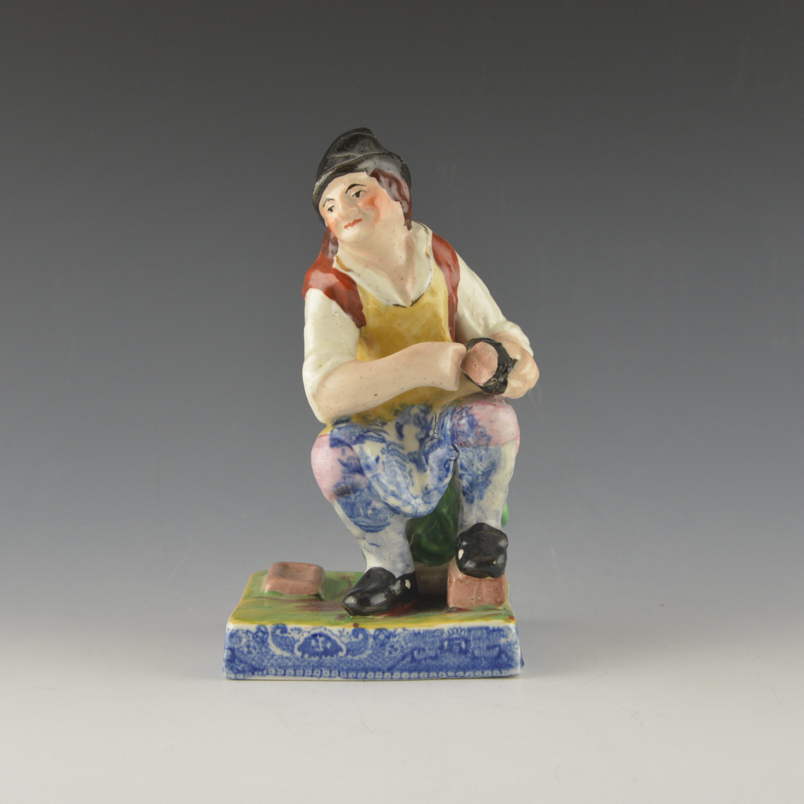 Figures, Standard Willow Pattern